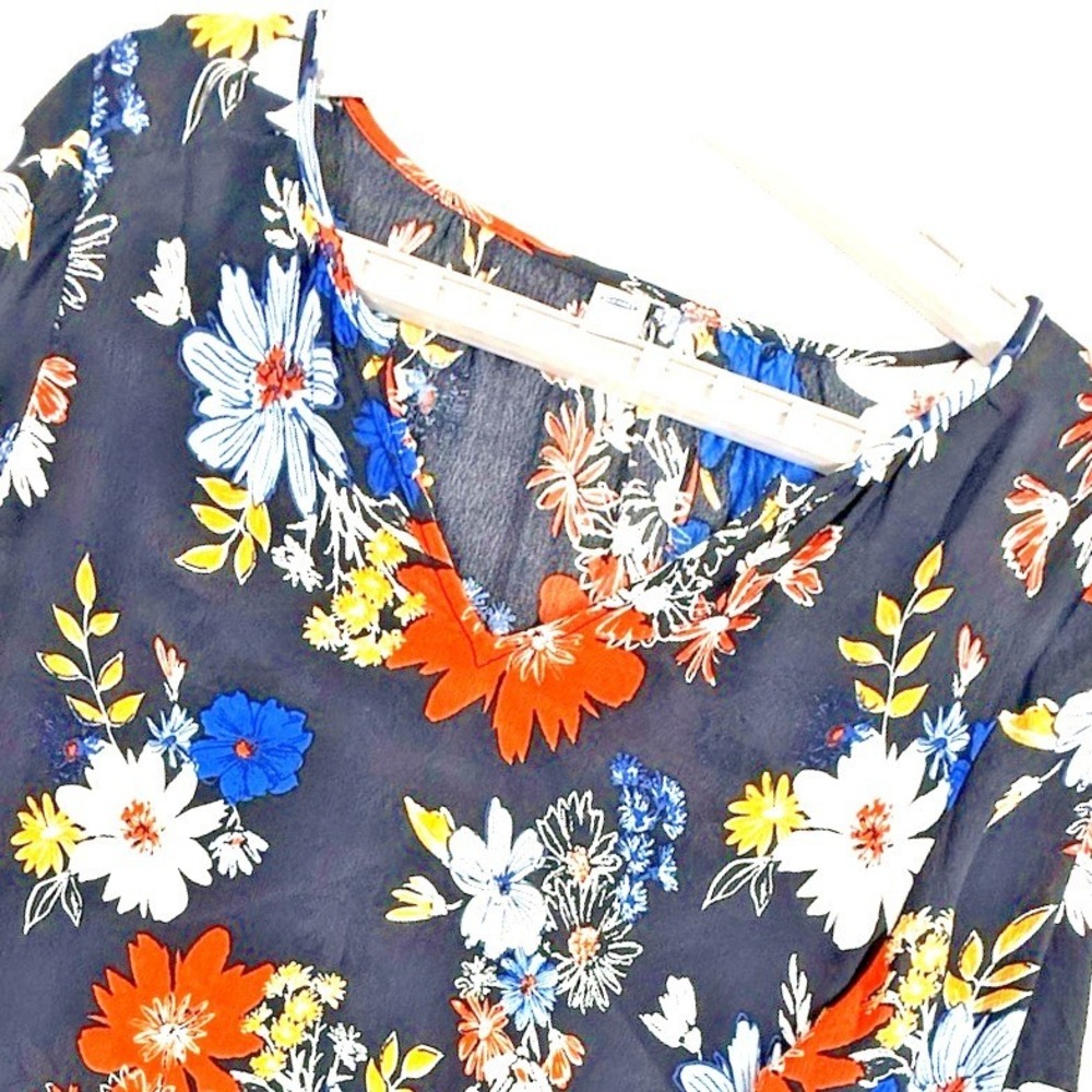 Old Navy Floral Blouse Womens L Navy Blue V-Neck Long Sleeve Rayon Boho Top